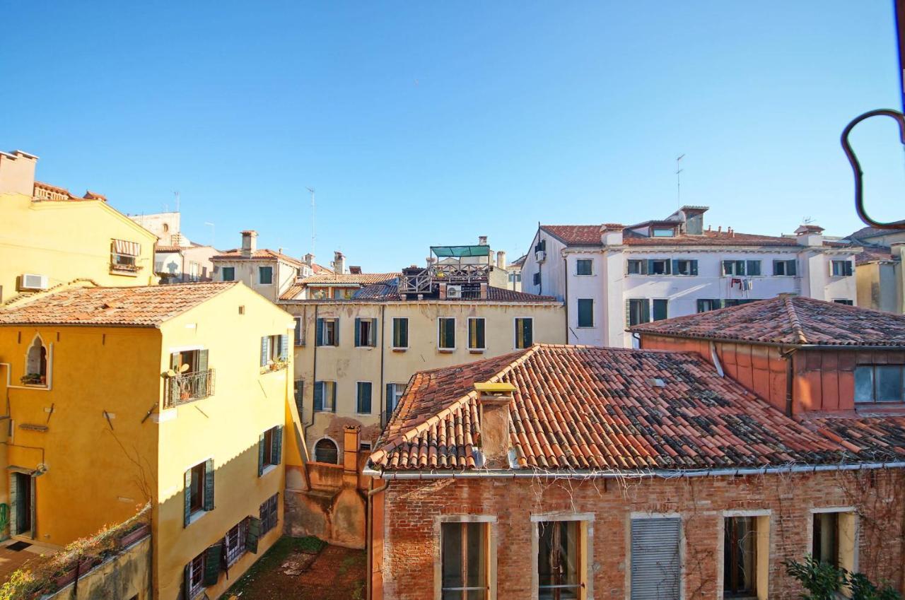 Ca' Circus 4 Rooms Wi-Fi Fibre Venedig Exterior foto
